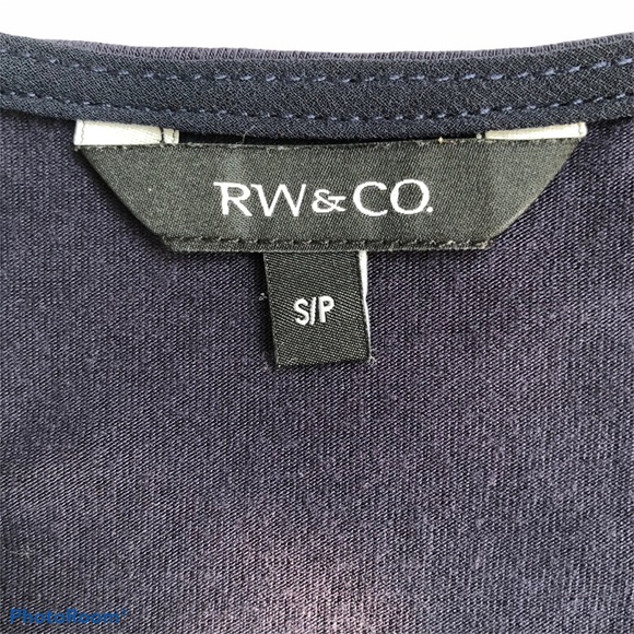 RW&CO. Sleeveless Dandelion Crochet Blouse Top - Picture 7 of 9